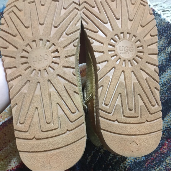 Classic Gold Sequin Australia UGG - Picture 11 of 11